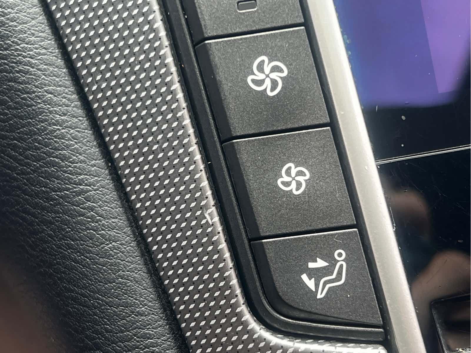 Infiniti Q50L, 2015 60