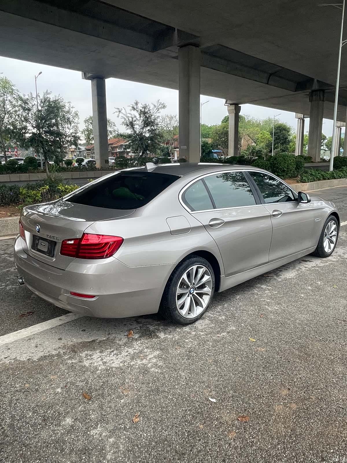 BMW 5 Series, 2016 11