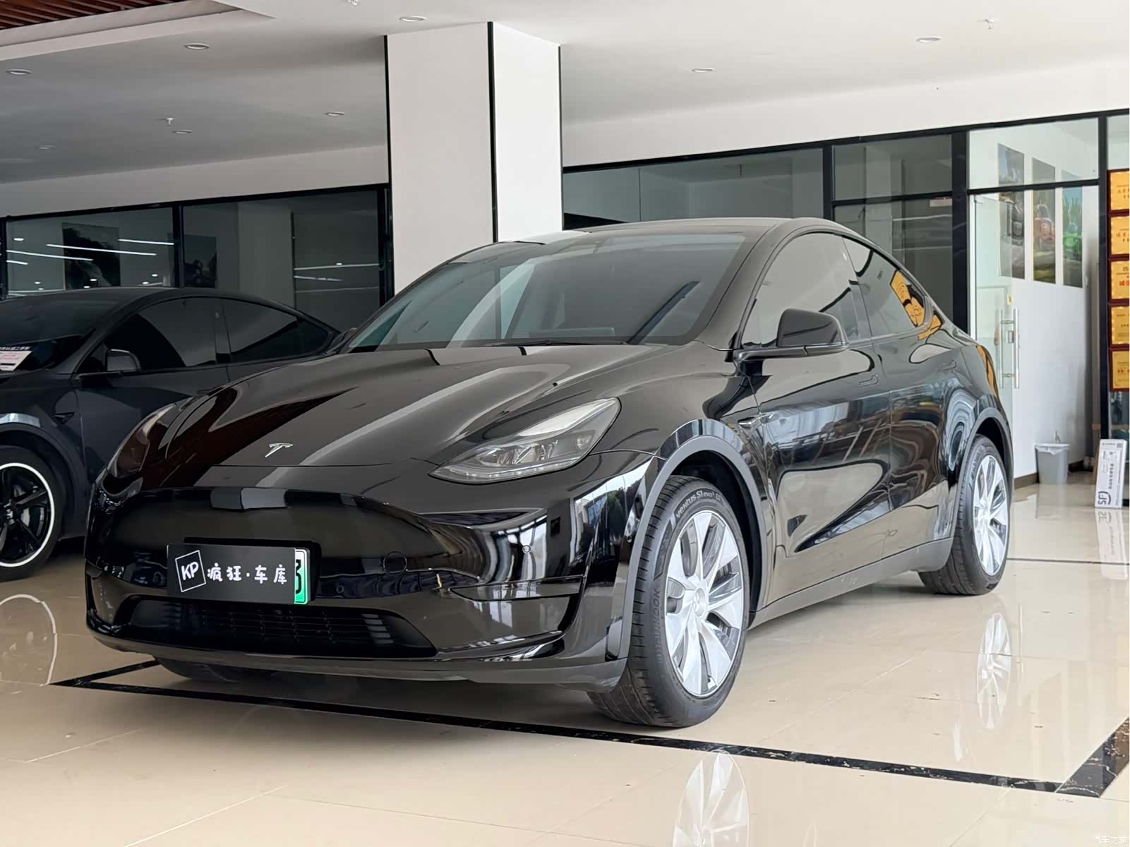 Tesla Model Y, 2022 2