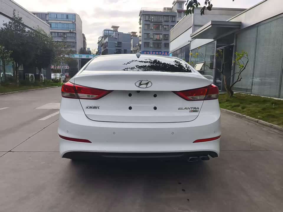 Hyundai Lead