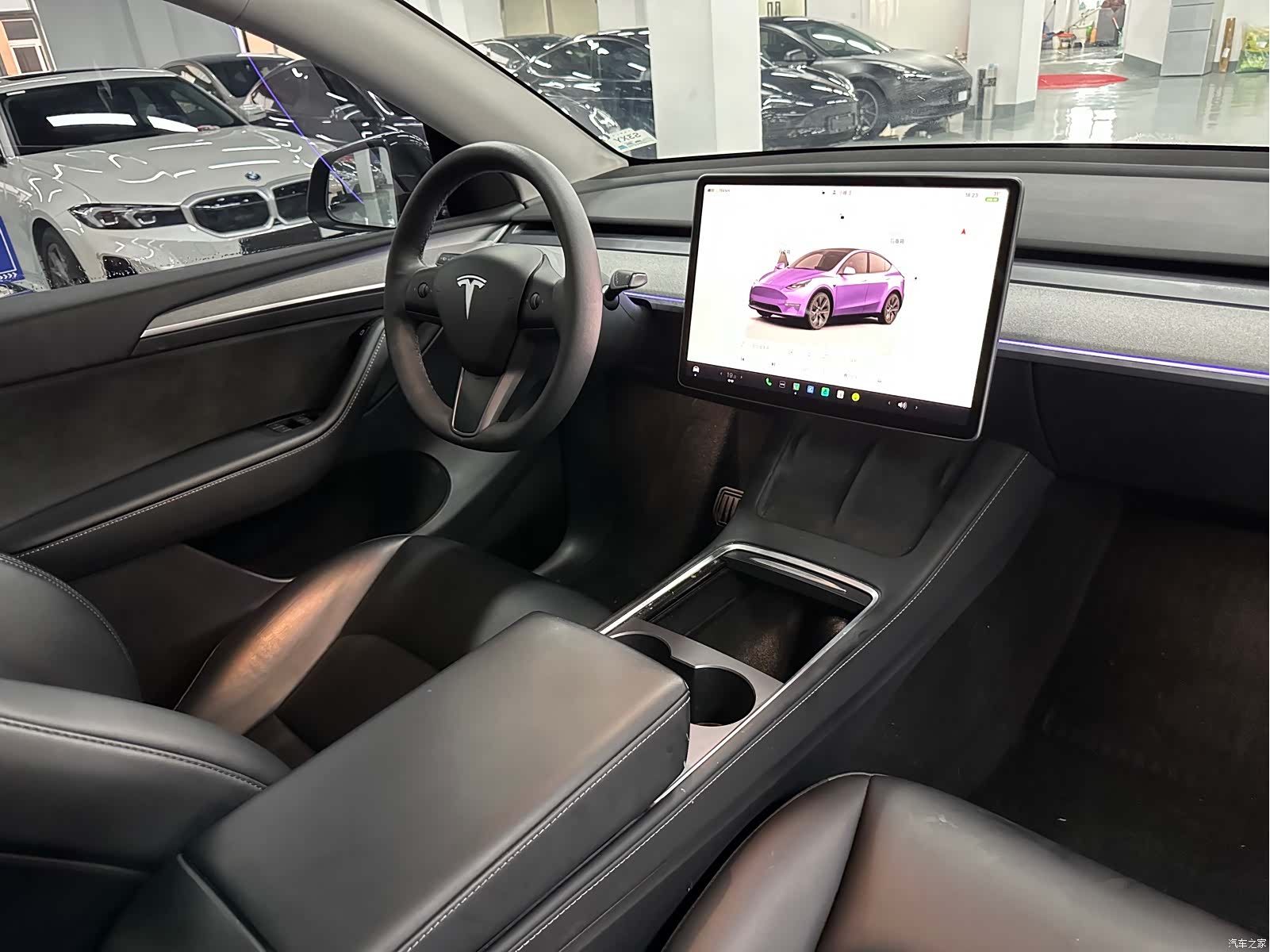 Tesla Model Y, 2024 10