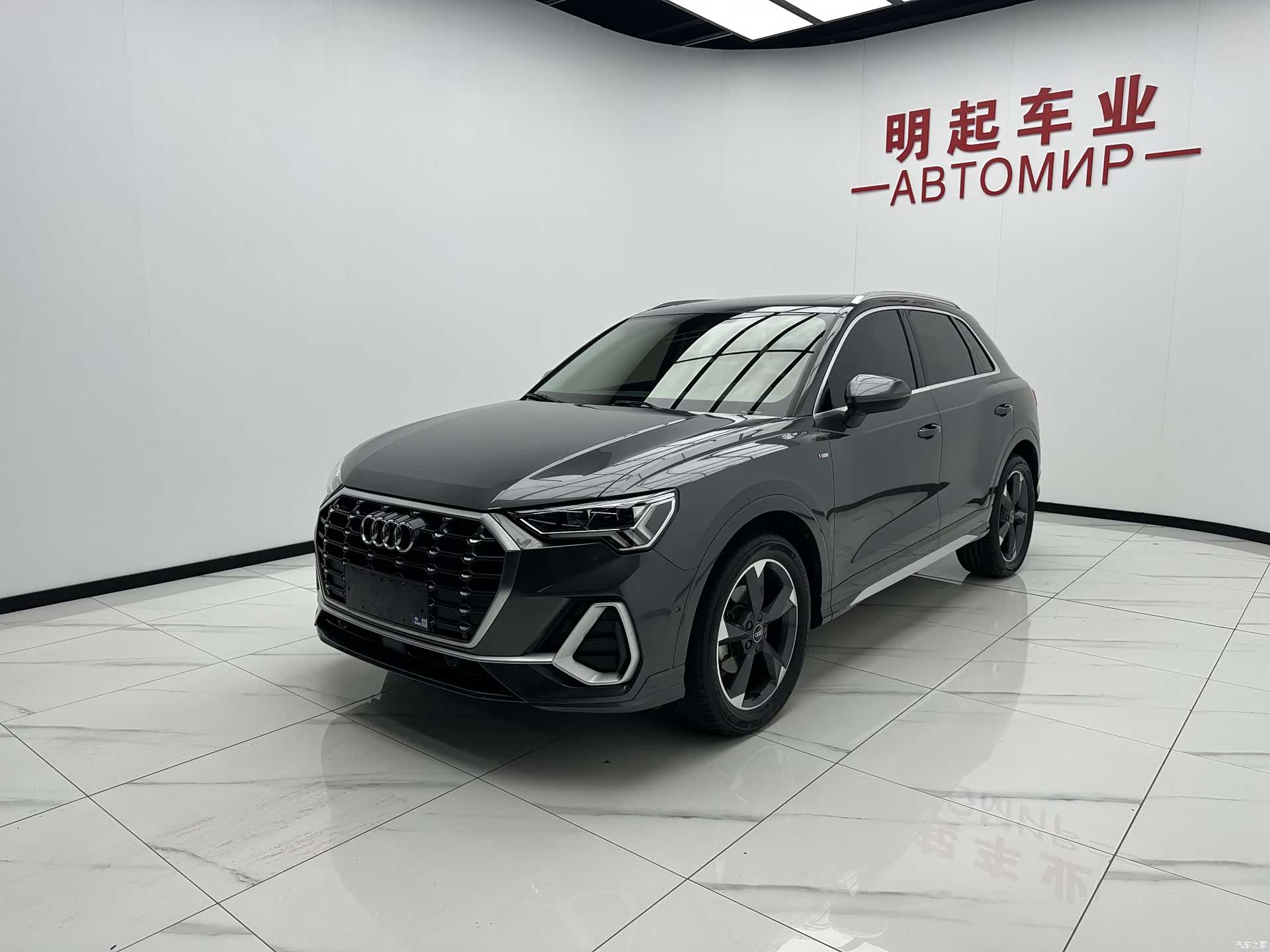 Audi Q3, 2022 4