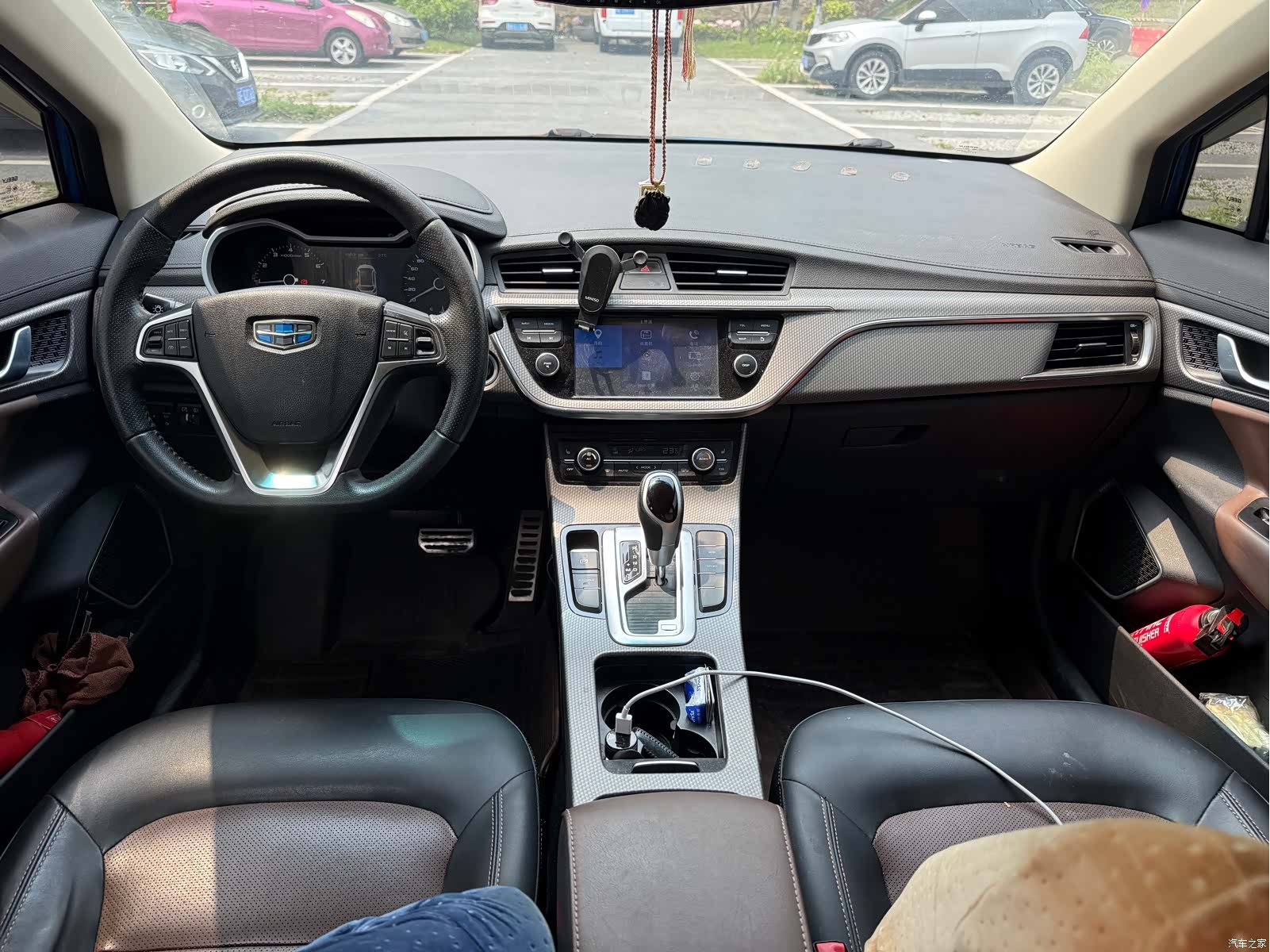 Geely Emgrand, 2017 3