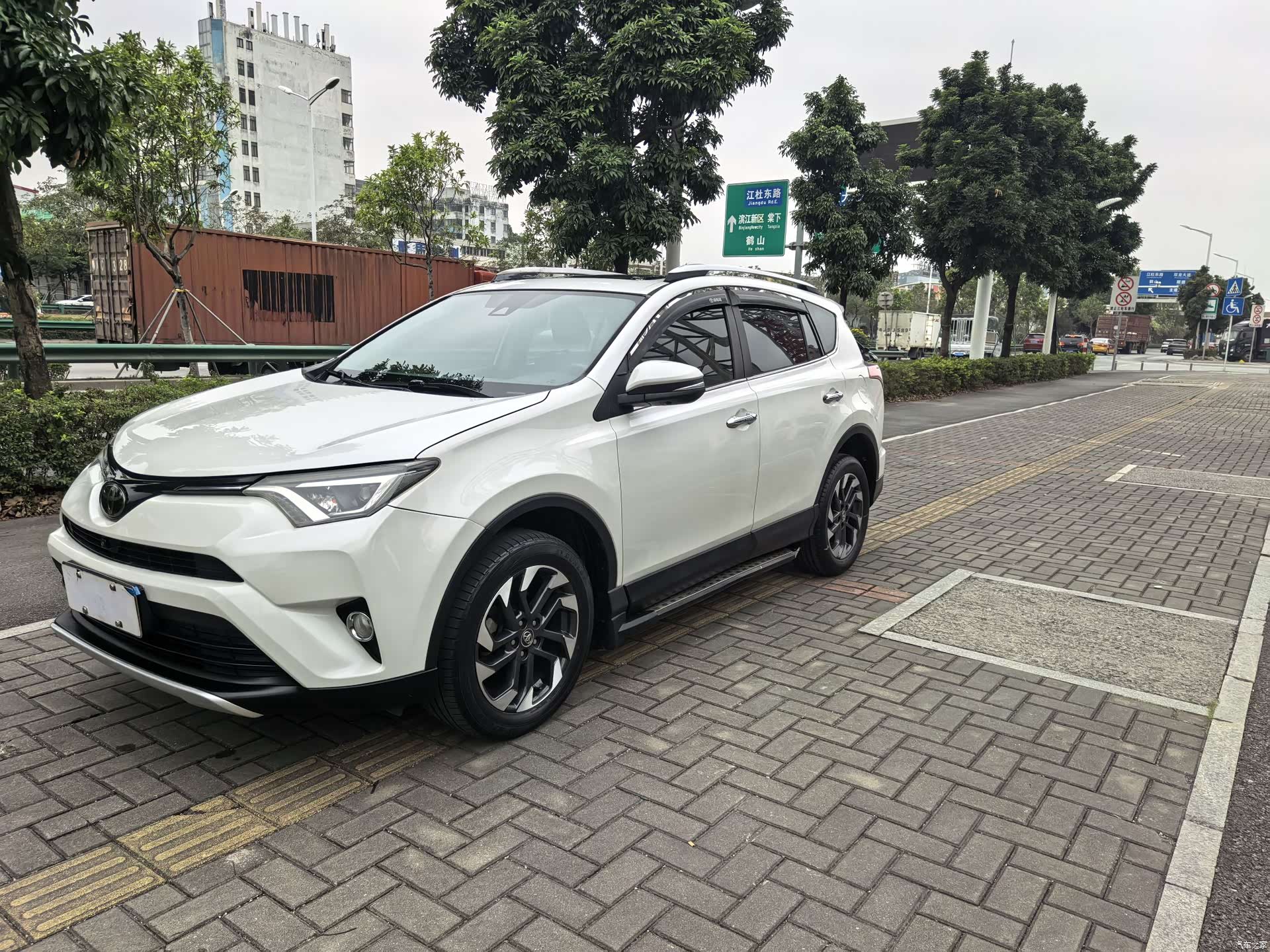 Toyota RAV4, 2018 1