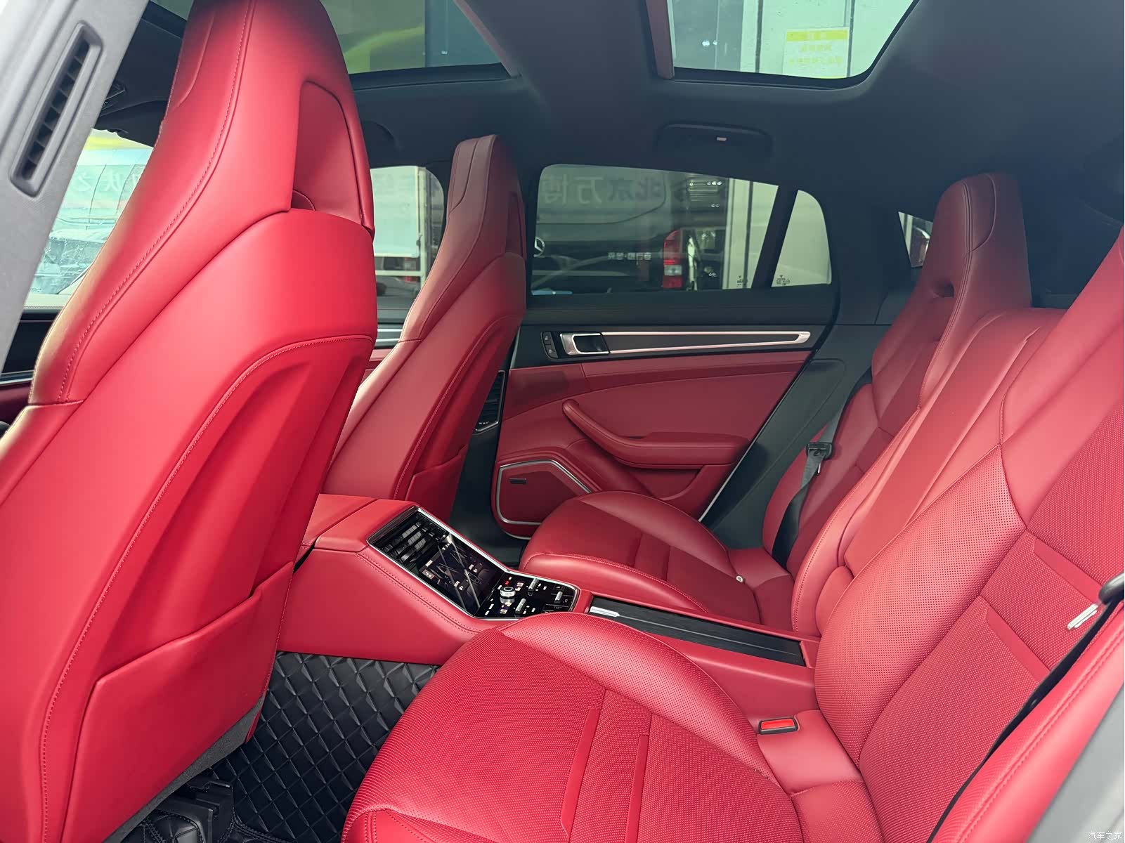 Porsche Panamera, 2023 15