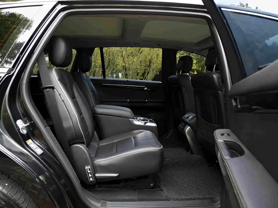 Mercedes-Benz R-class