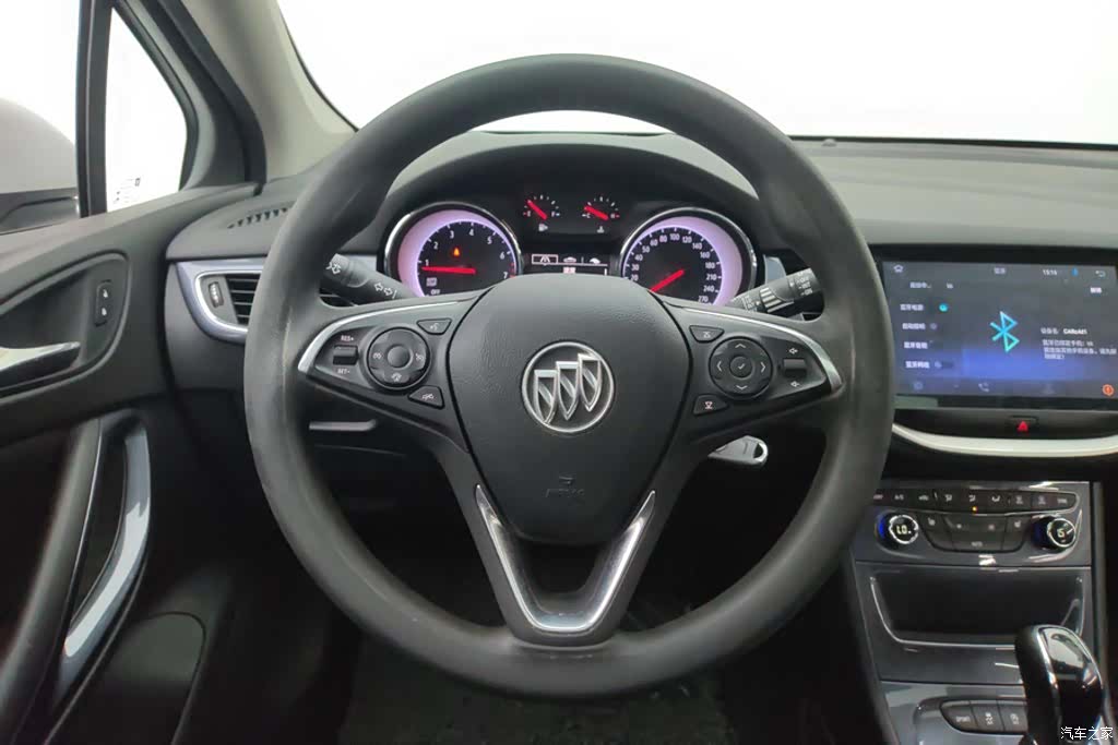 Buick Verano, 2018 15