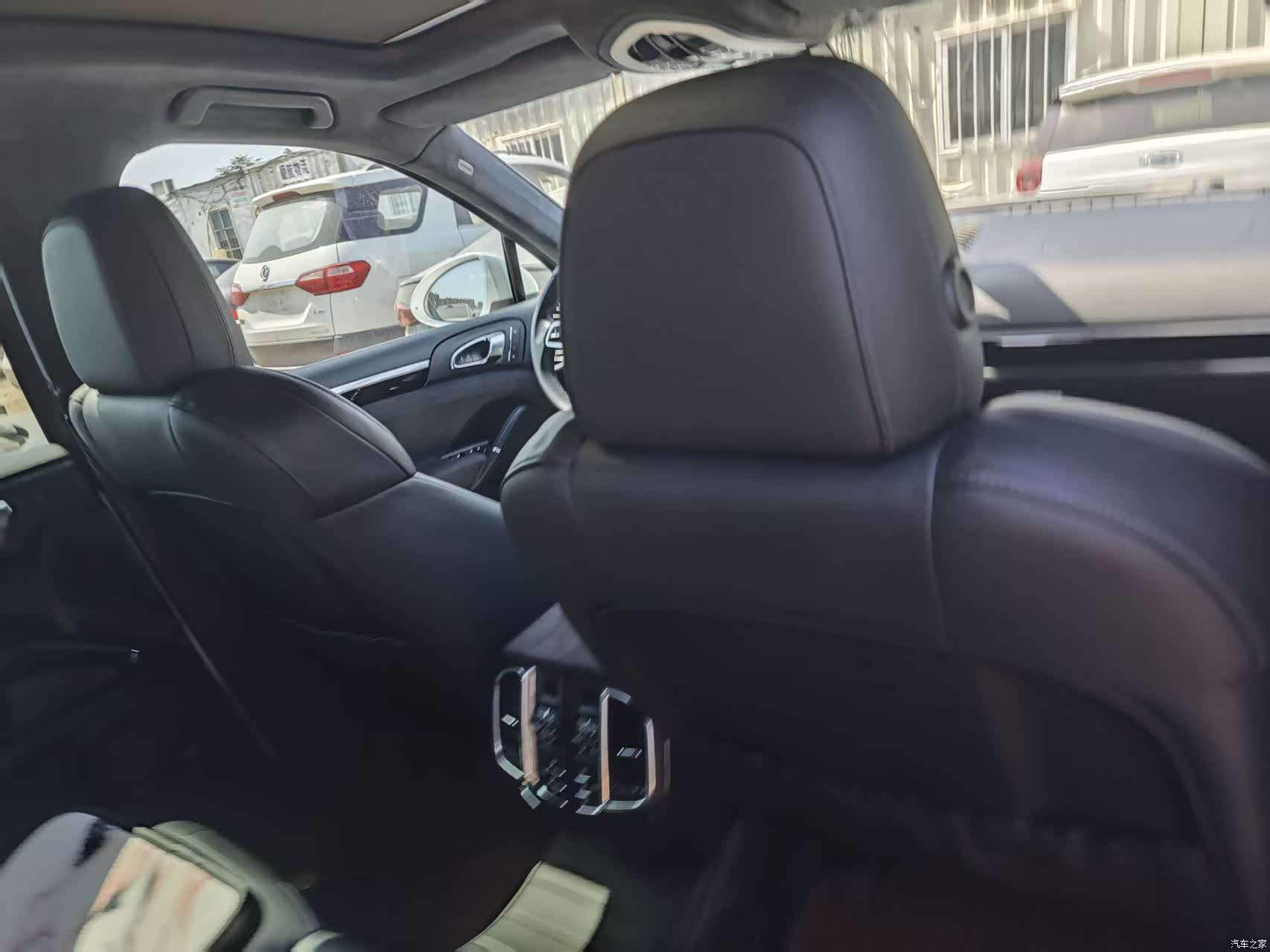 Porsche Cayenne, 2015 7