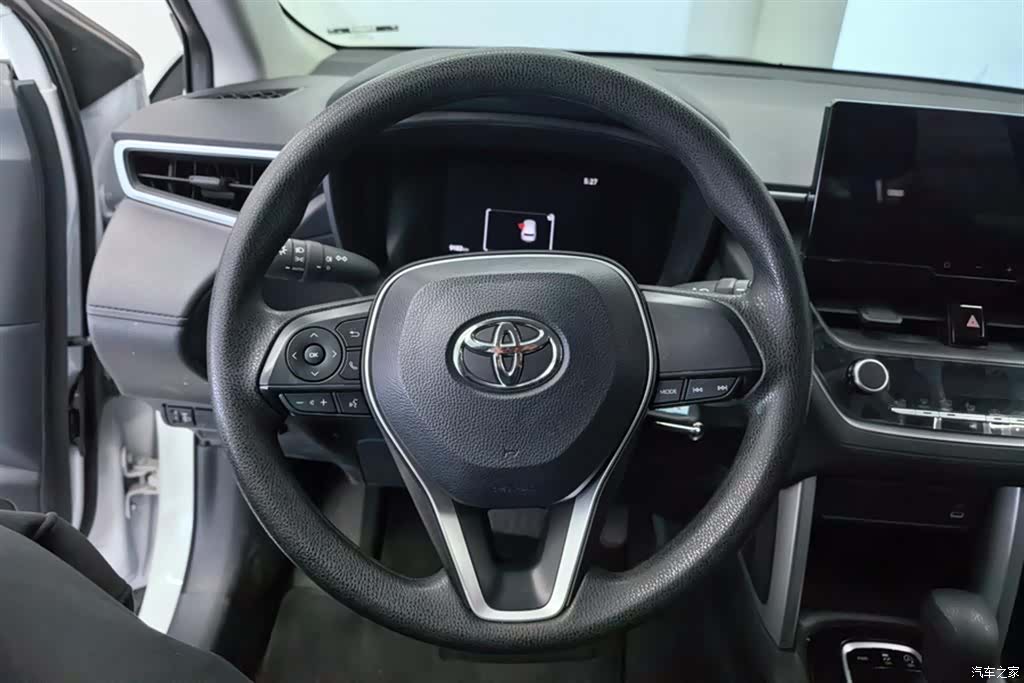Toyota Frontlander, 2024 15