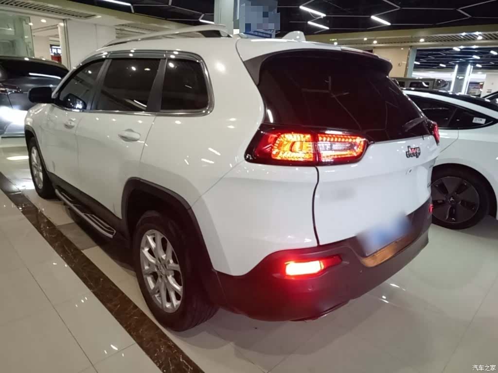 Jeep Cherokee, 2017 все фото