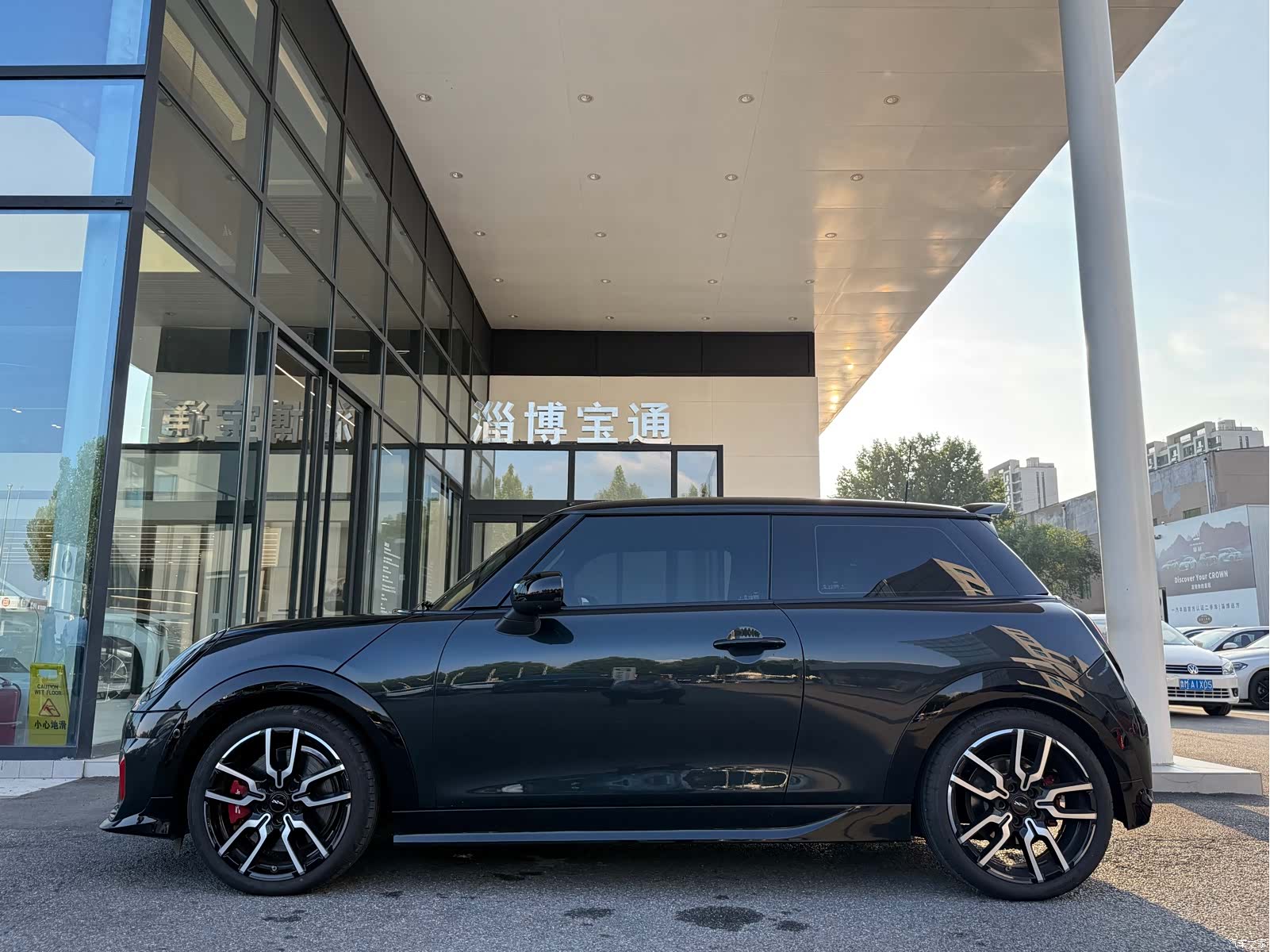 Mini Cooper, 2025 10