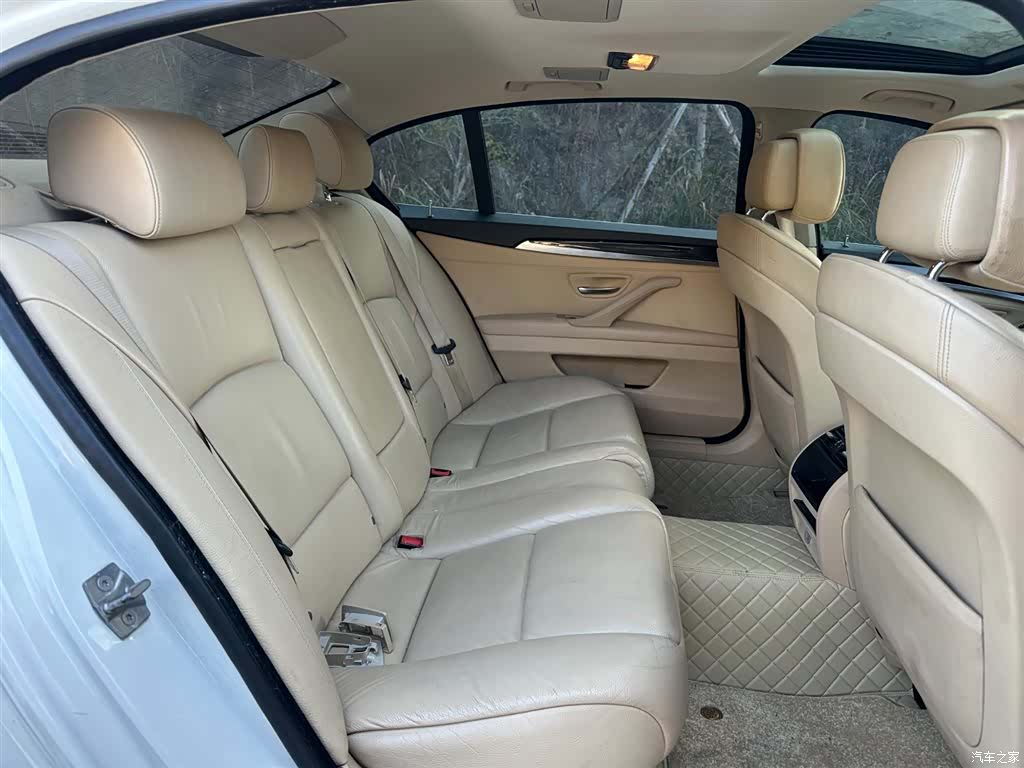 BMW 5 Series, 2012 6