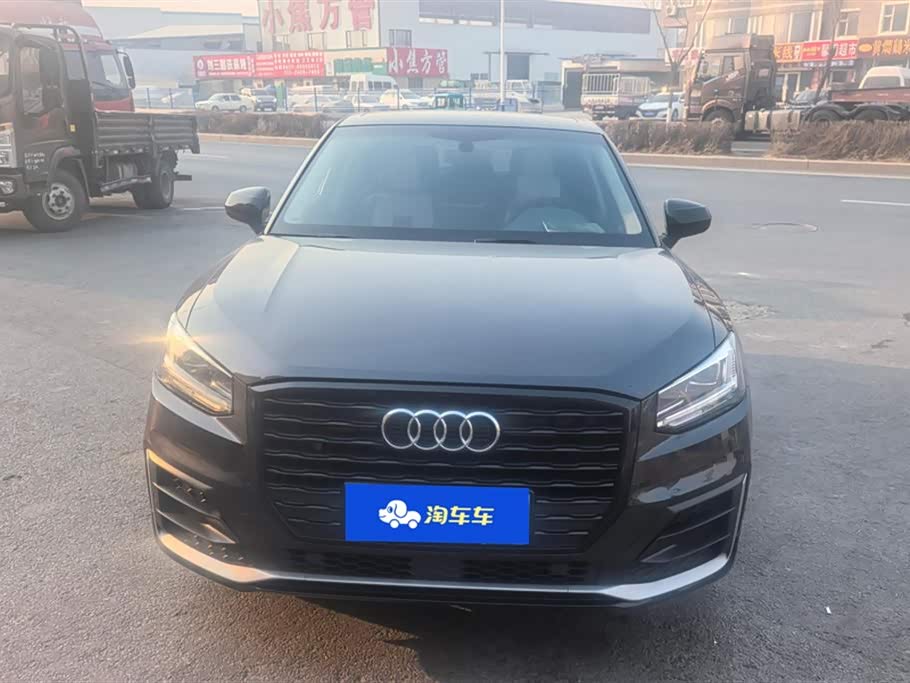 Audi Q2L