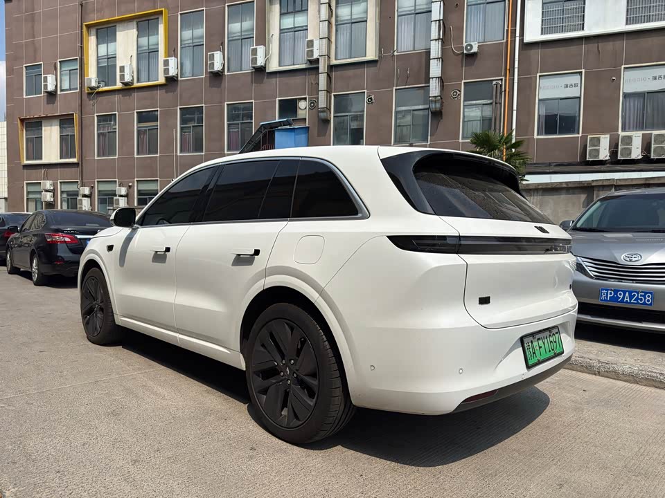Li Auto Ideal L6
