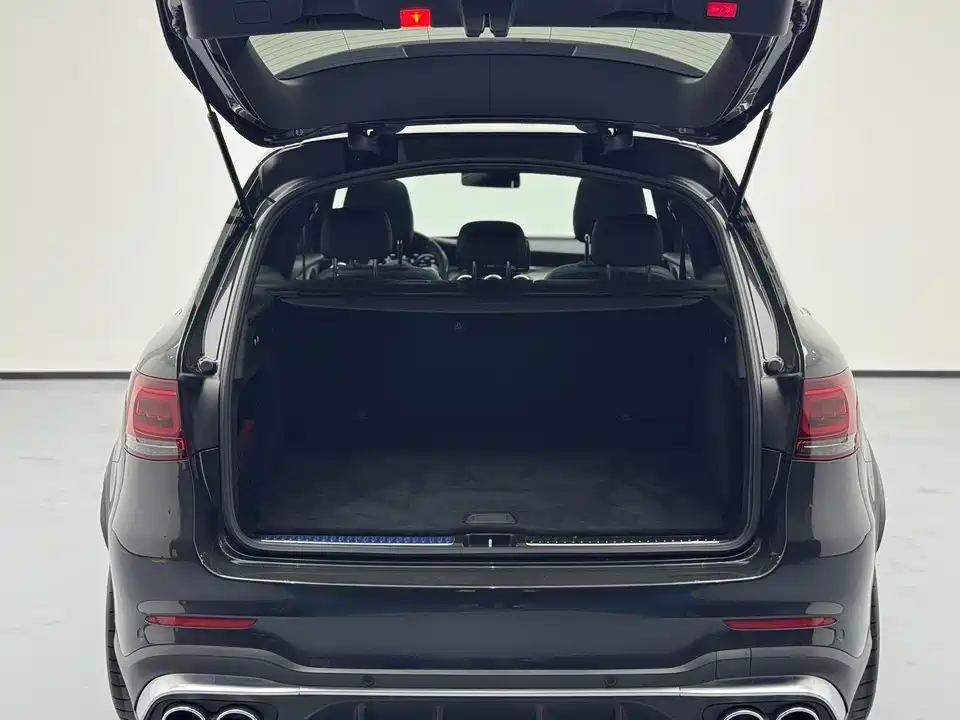 Mercedes-Benz GLC AMG