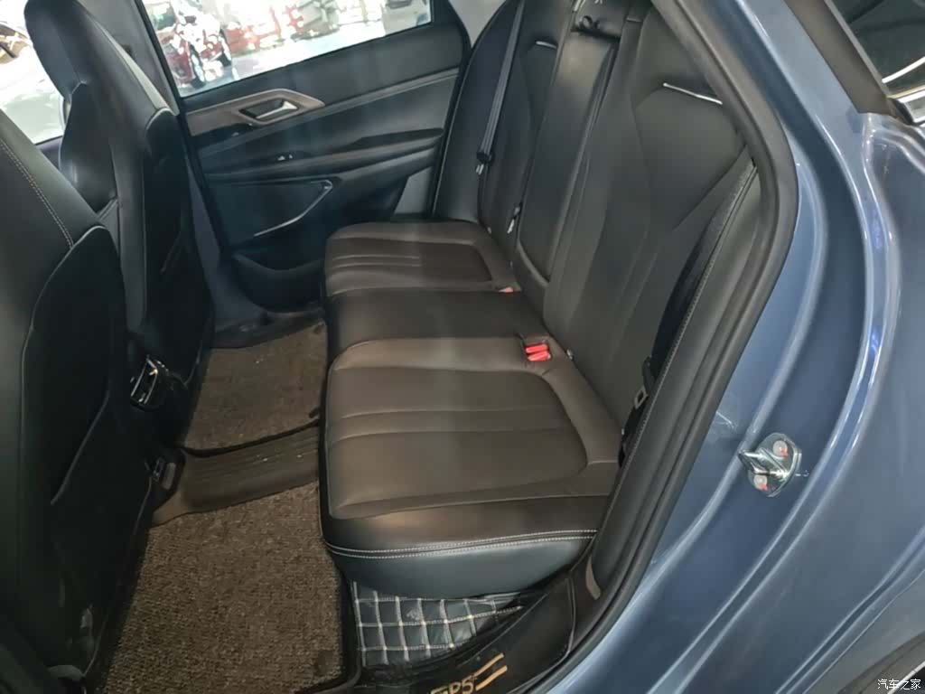 Xpeng P5, 2022 17