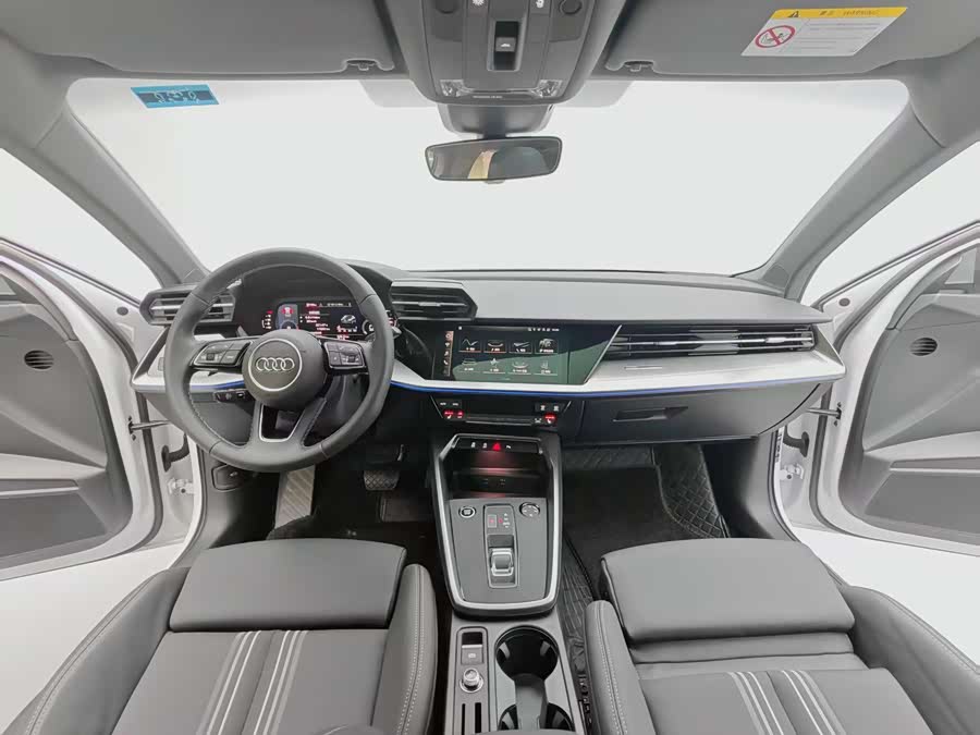 Audi A3 2023, фото 13