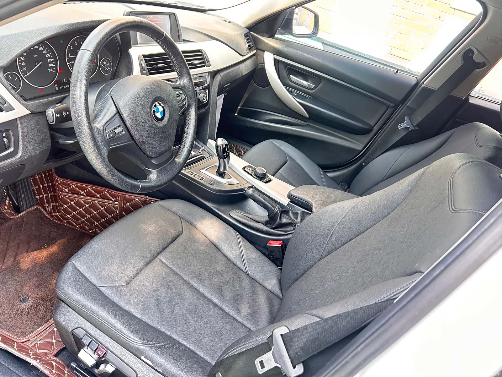 BMW 3 Series, 2015 11
