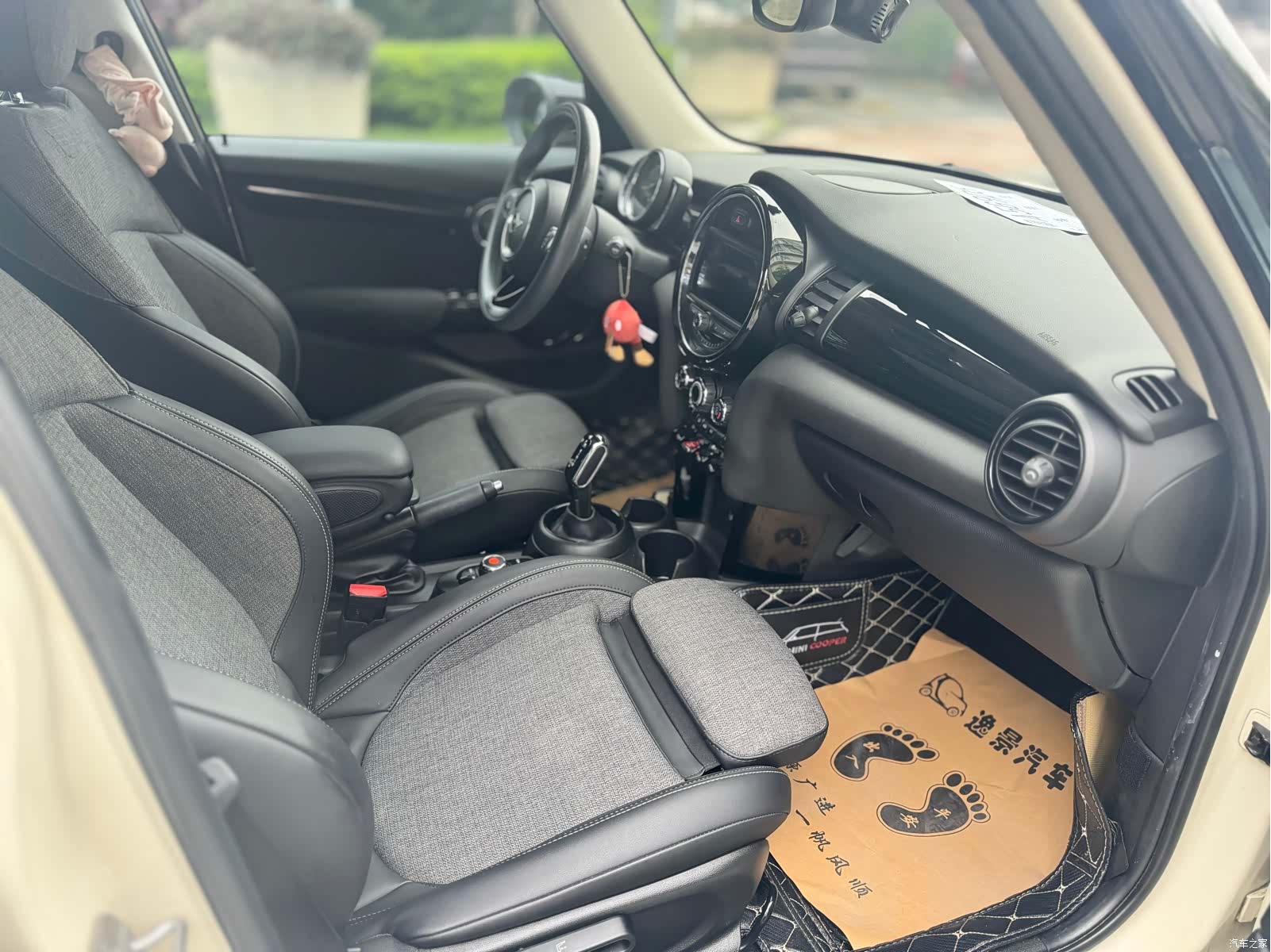 Mini Cooper, 2019 12
