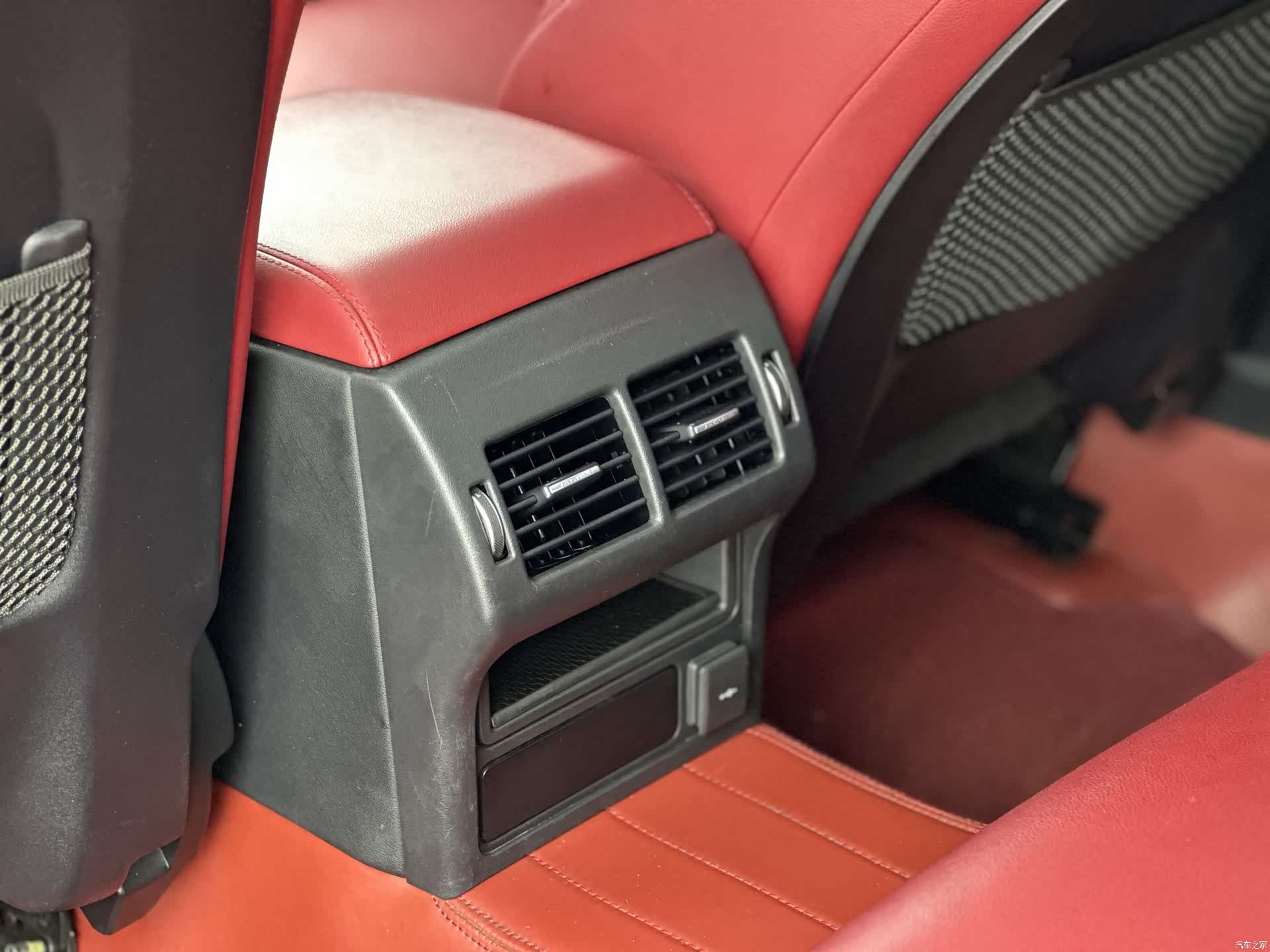 Land Rover XEL, 2021 14