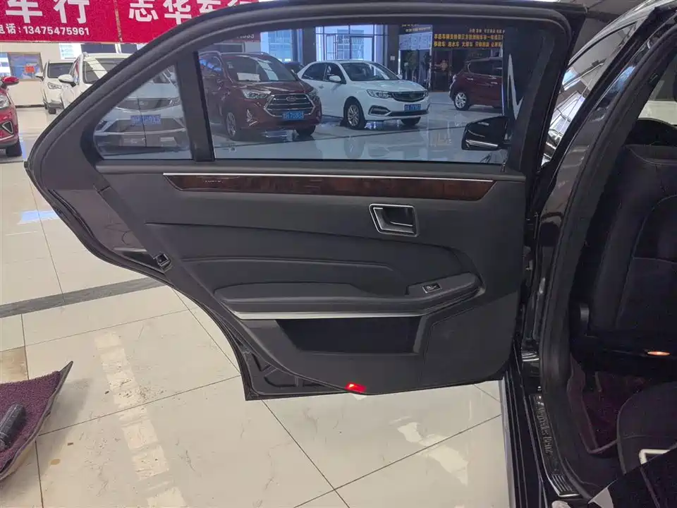 Mercedes-Benz E-class Mercedes-Benz E-class