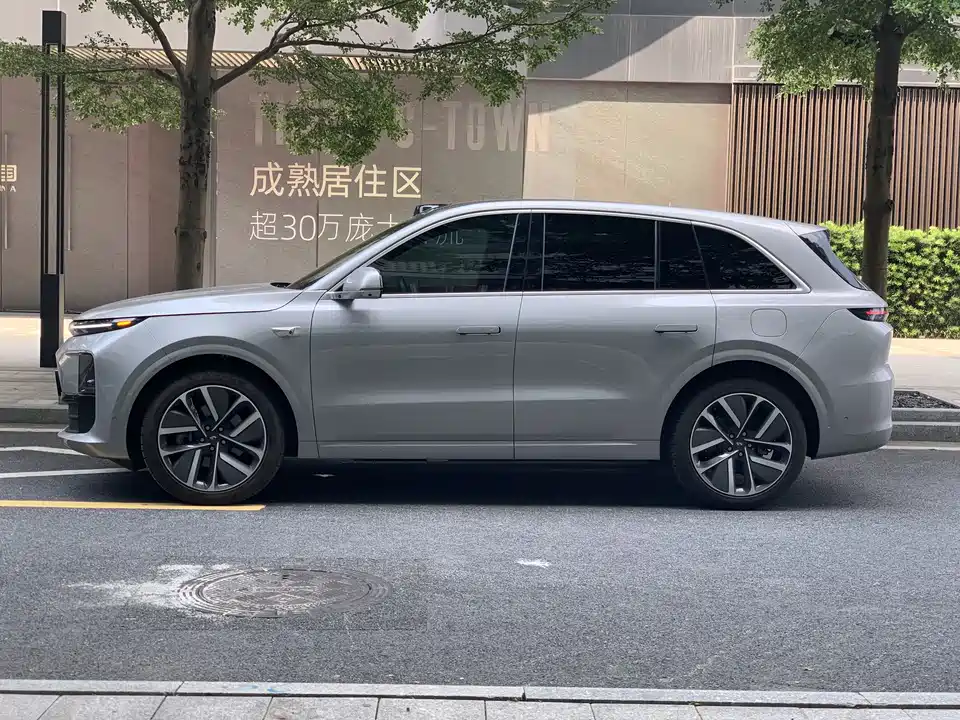 Li Auto Ideal L6