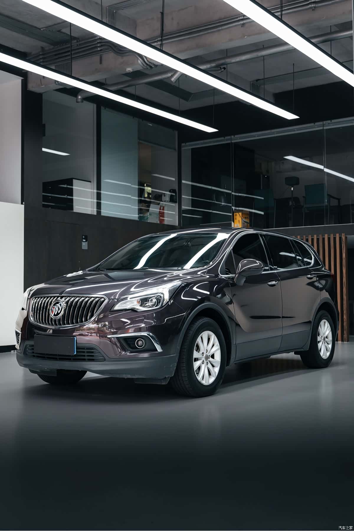 Buick Envision Plus, 2017 1