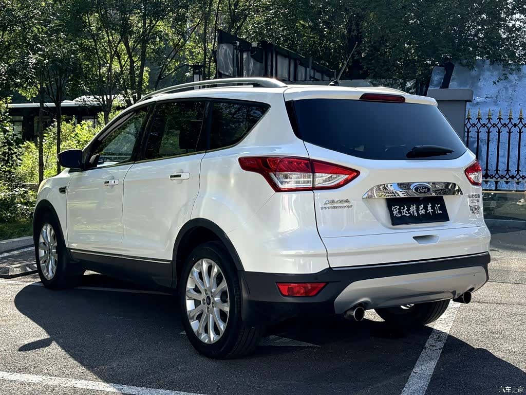 Ford Kuga, 2015 18