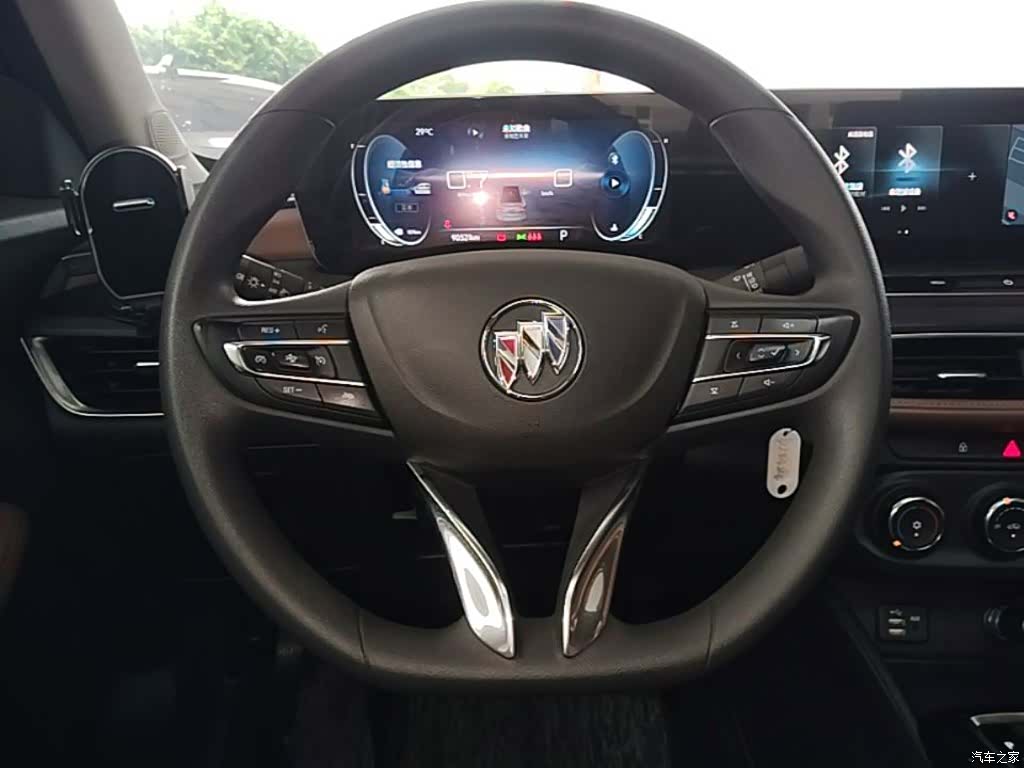 Buick Verano, 2022 11