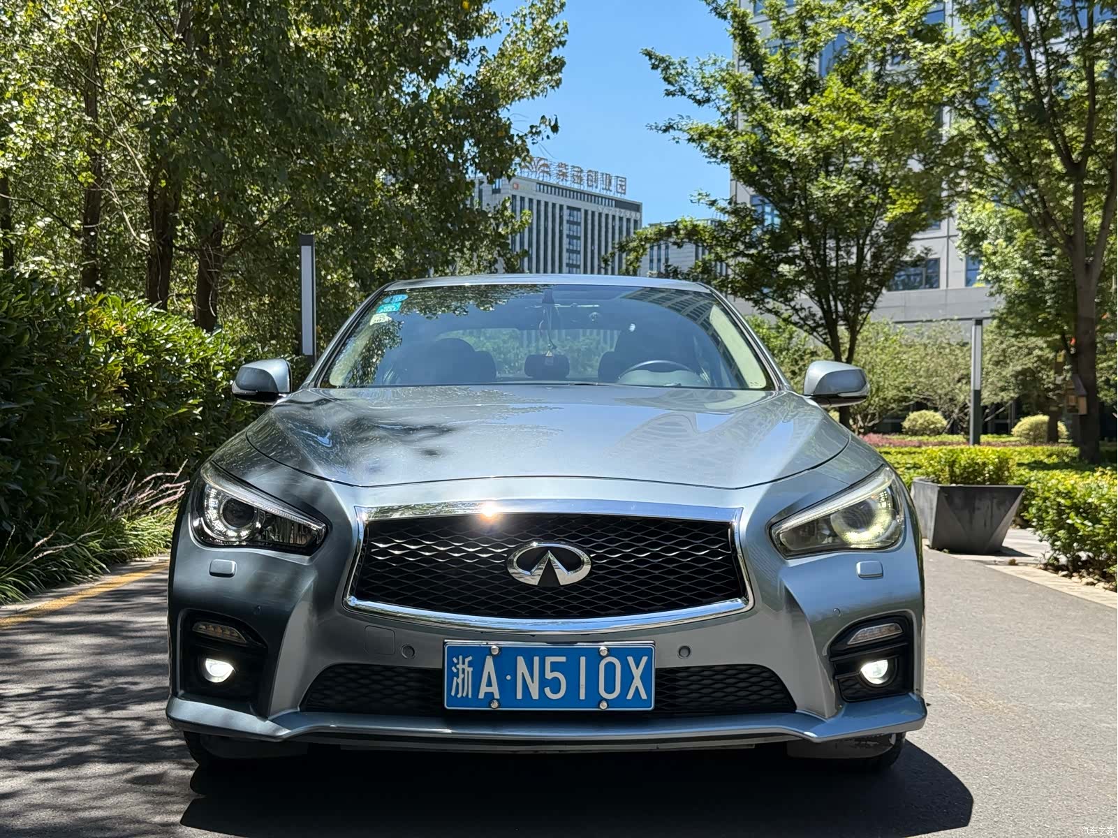 Infiniti Q50L, 2015 4
