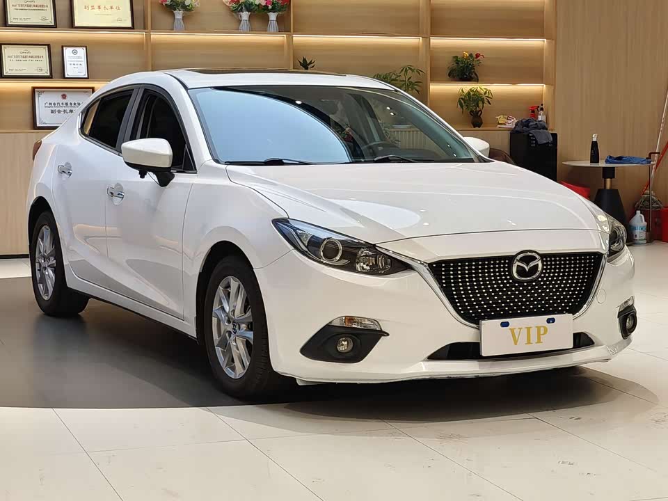 Mazda 3 Angkesaila