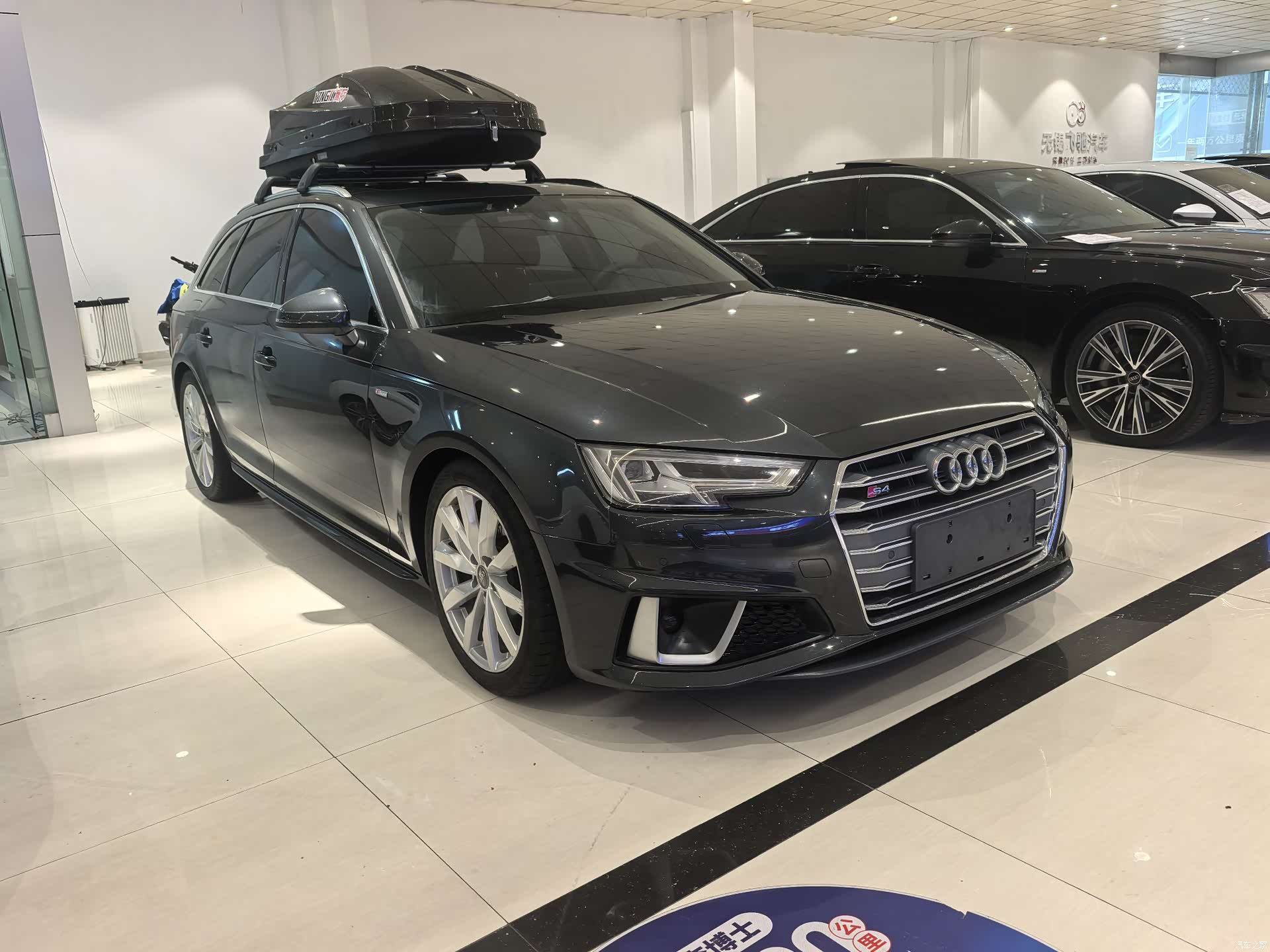 Audi A4, 2020 3
