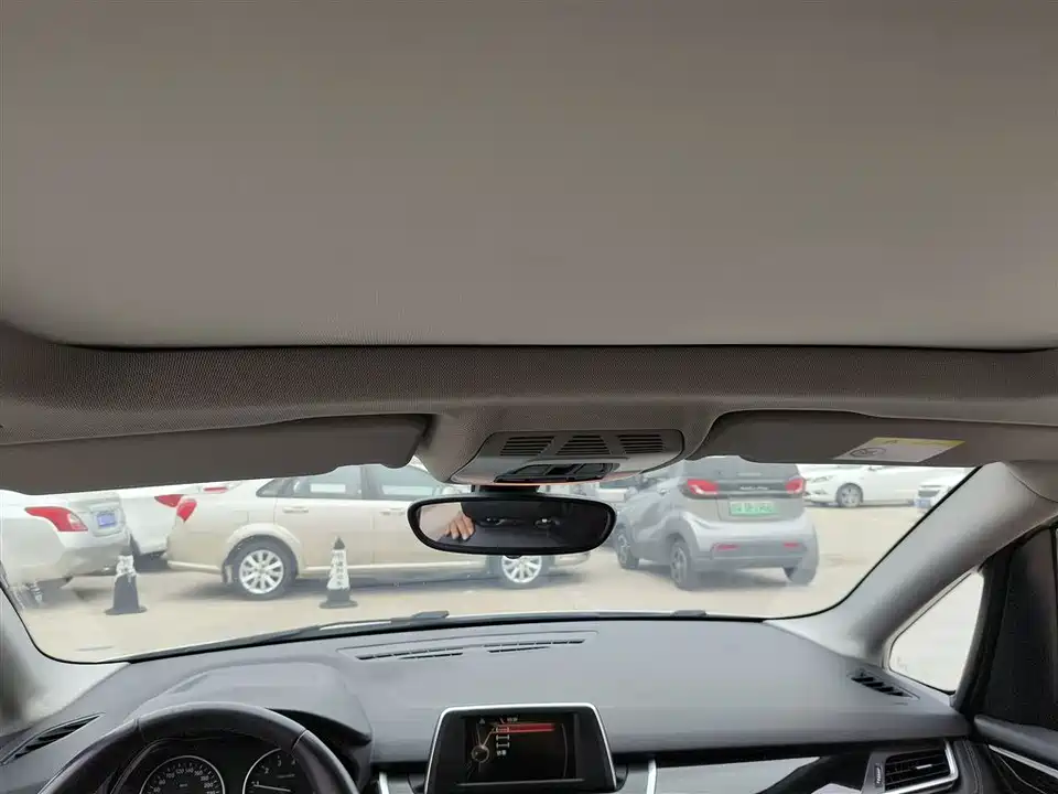 BMW 2 series station wagon