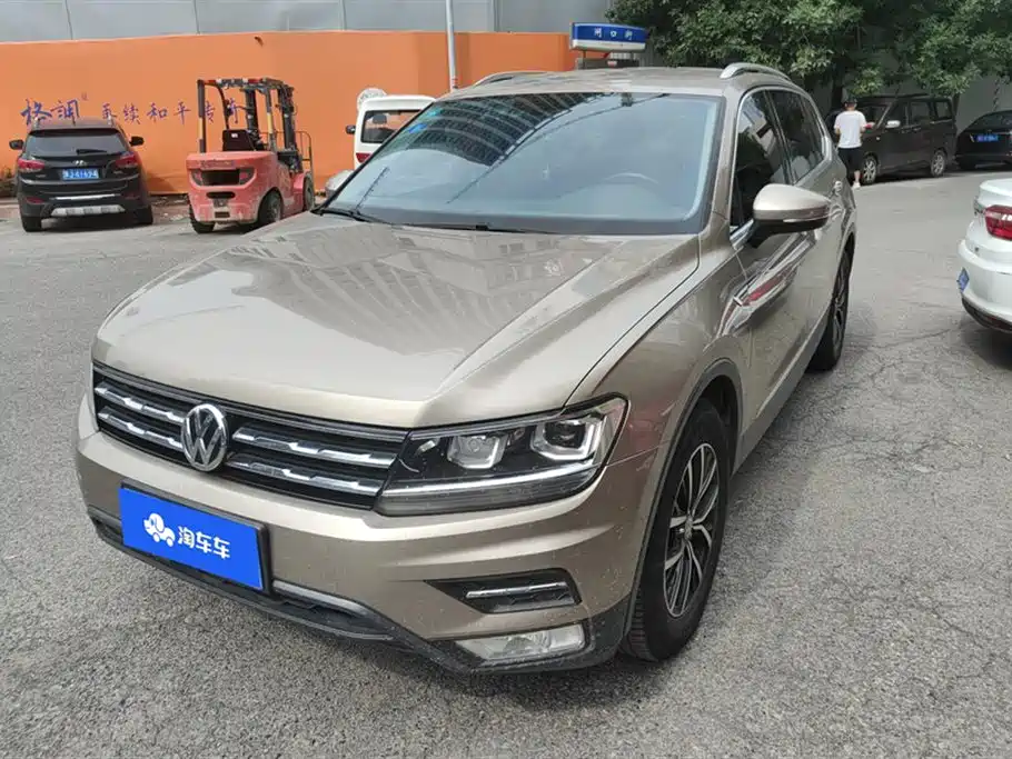 Volkswagen Tiguan L