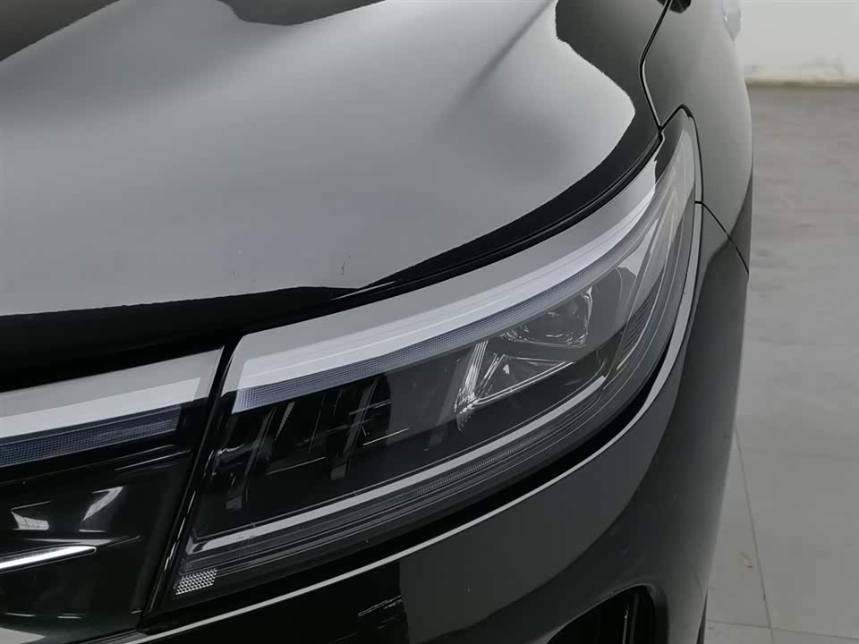 AITO Ask the world M7