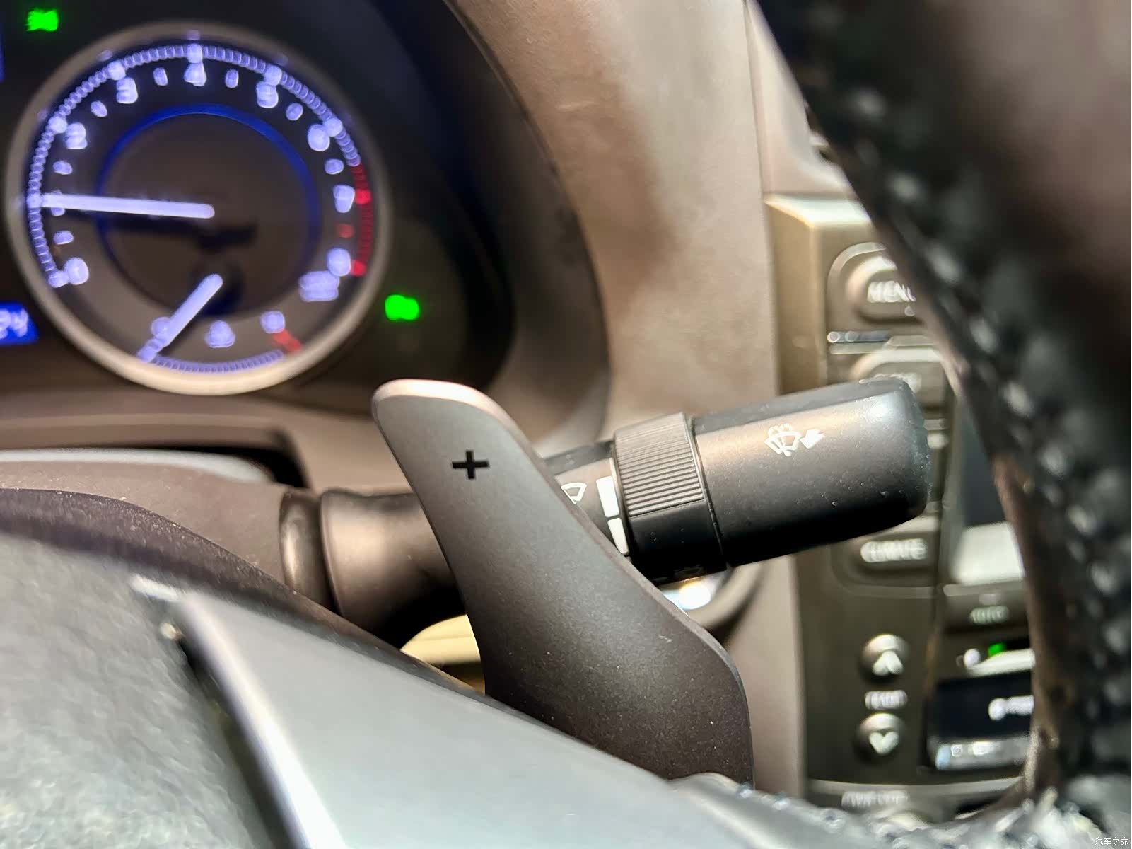 Lexus IS, 2012 15
