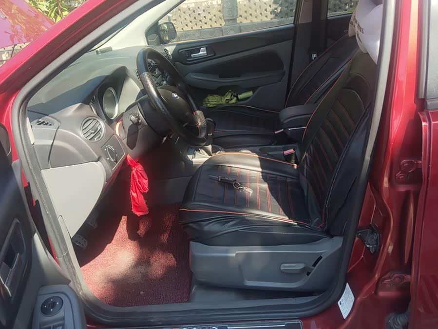 Ford Focus 2013, фото 9