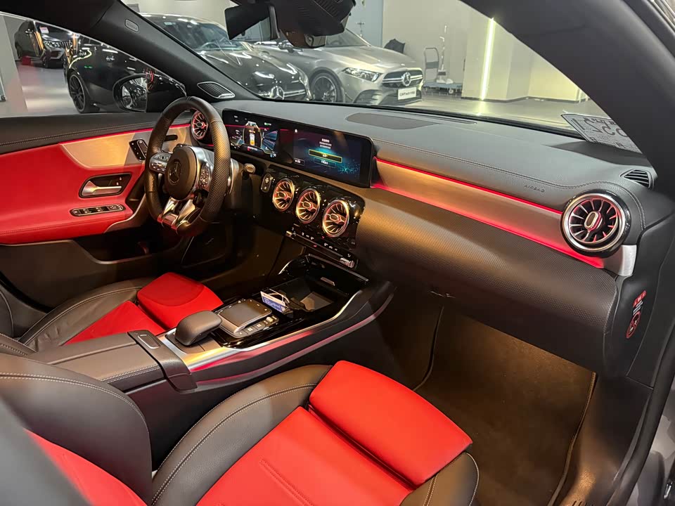 Mercedes-Benz CLA AMG