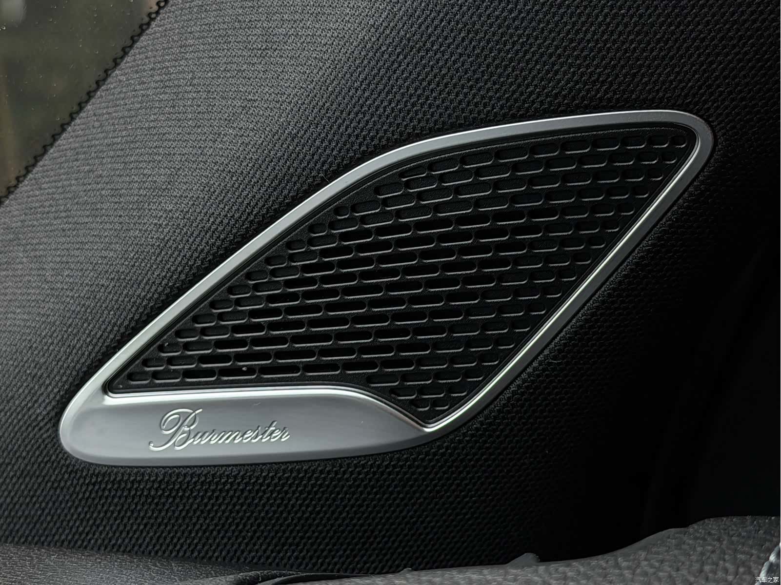 Mercedes-Benz GLB, 2023 11