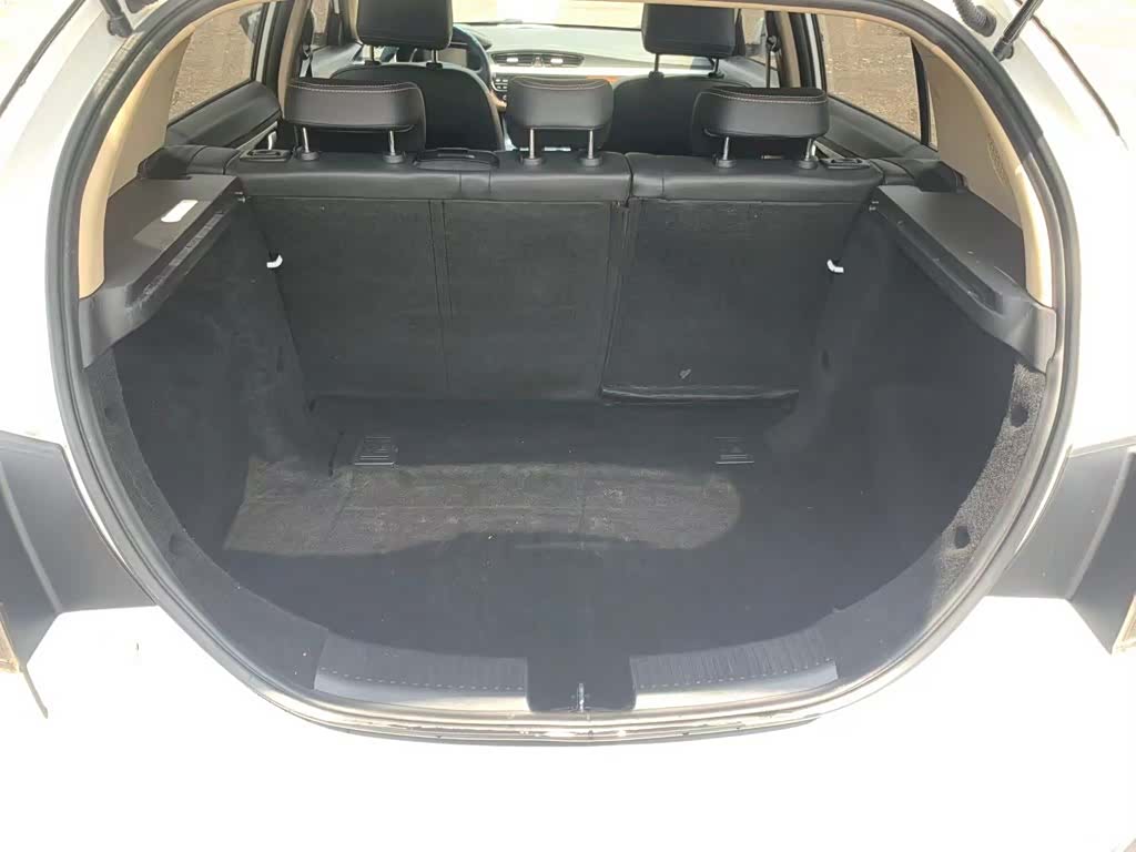 Geely S1, 2018 15