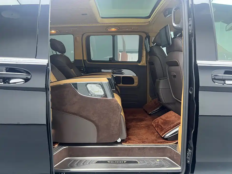 Mercedes-Benz V-class