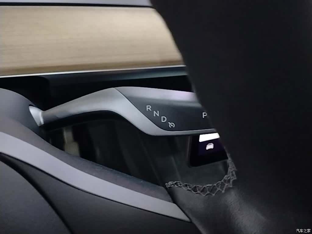 Tesla Model Y, 2021 14