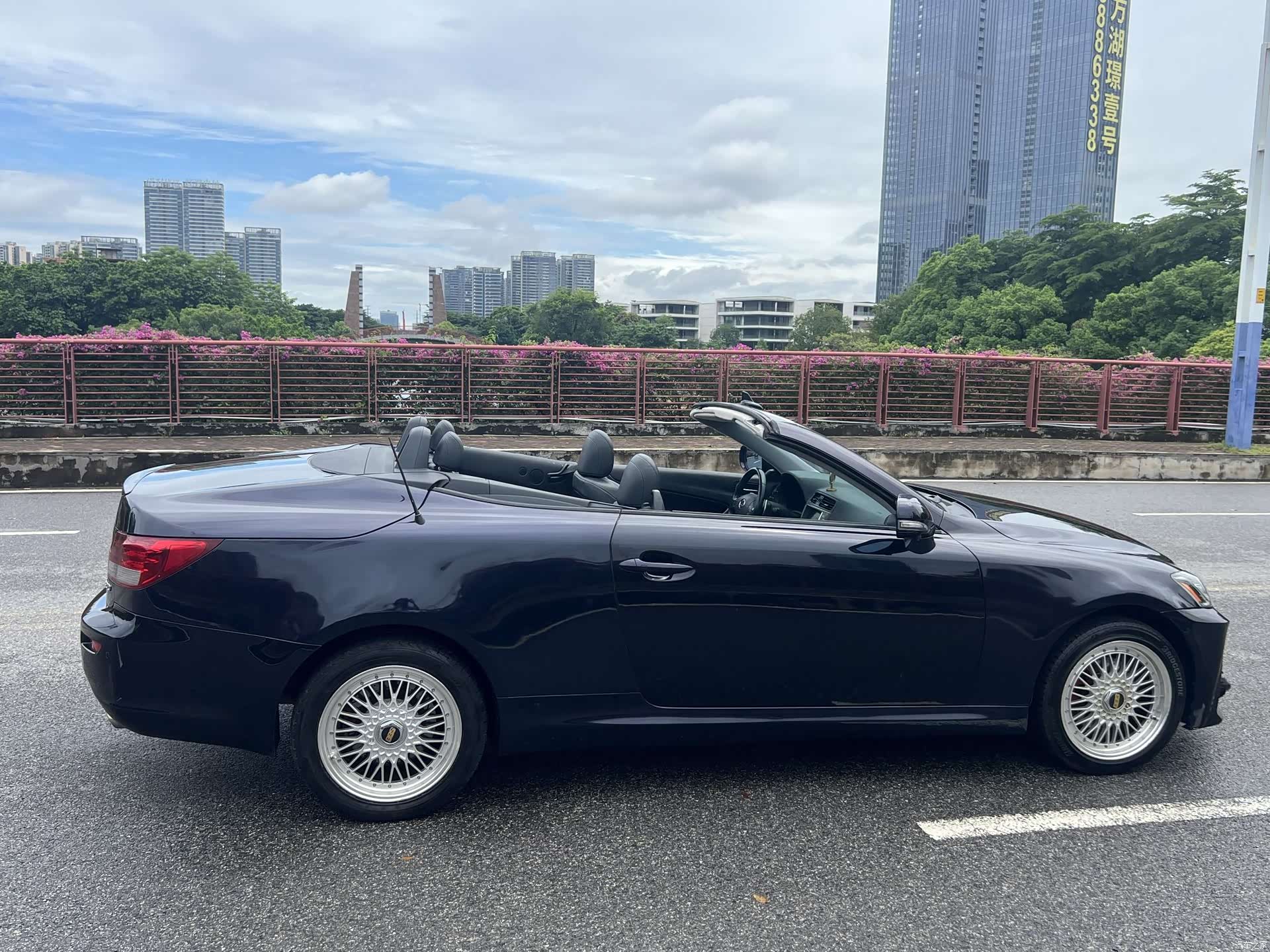 Lexus IS, 2010 21