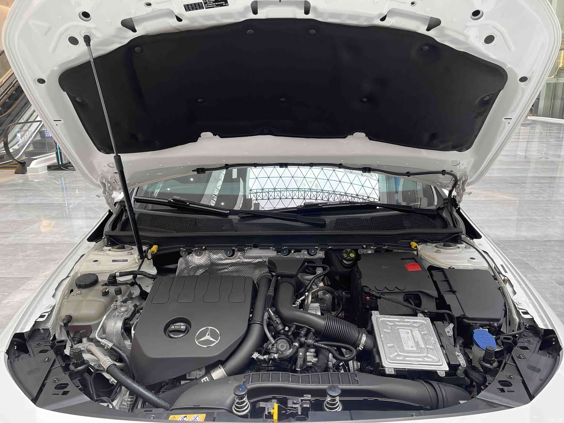Mercedes-Benz CLA, 2022 14