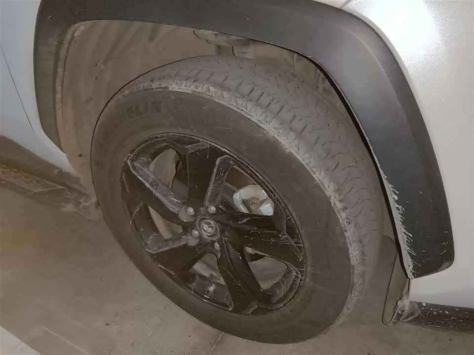 Toyota RAV4 Rongfang