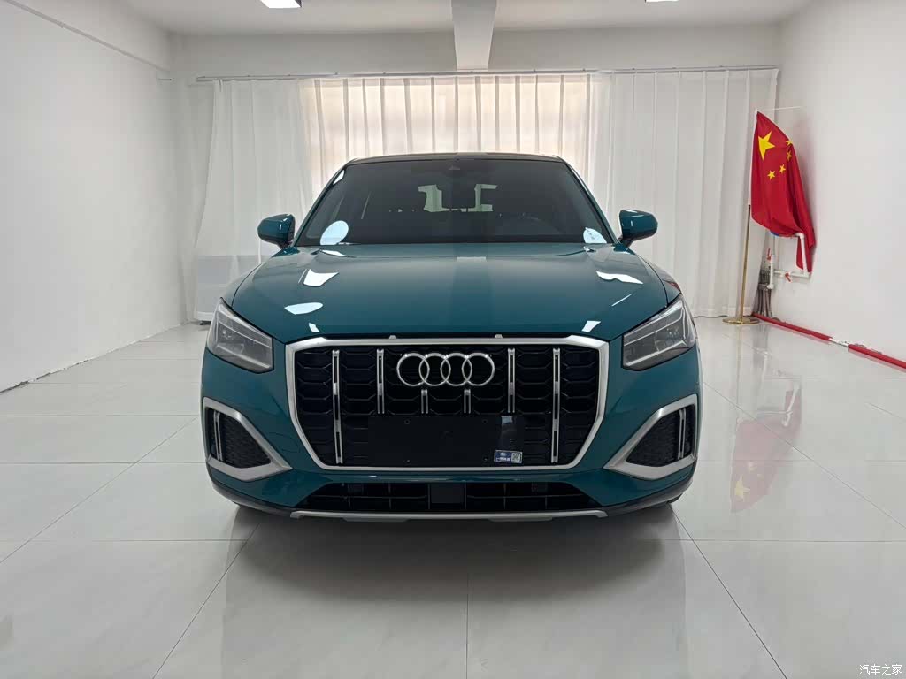 Audi Q2L, 2022 2