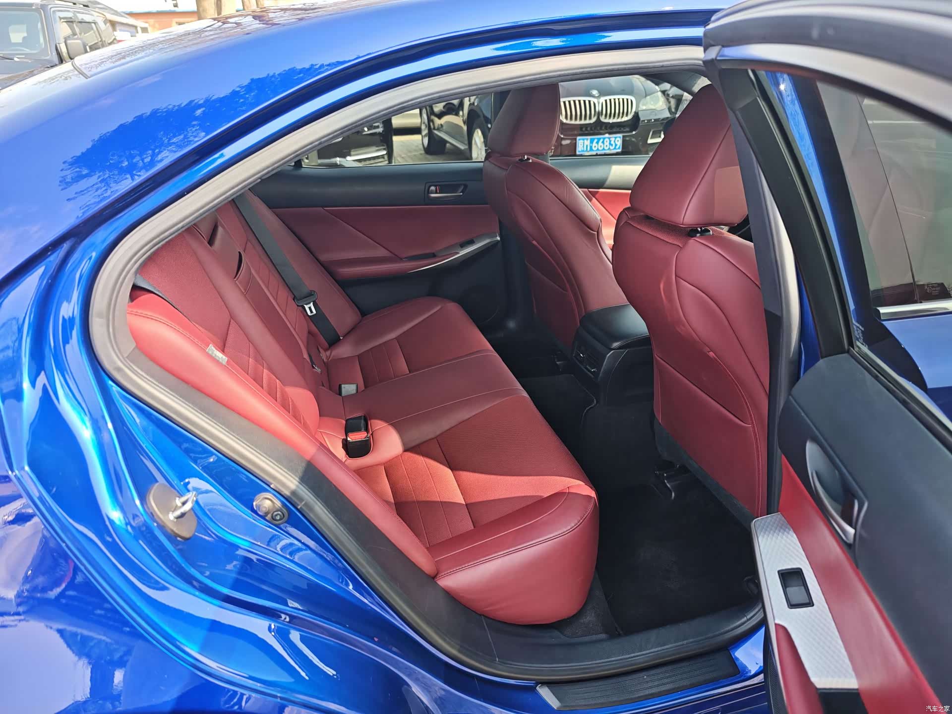Lexus IS, 2019 12