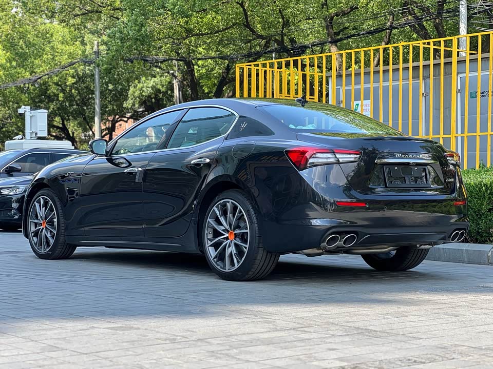 Maserati Ghibli