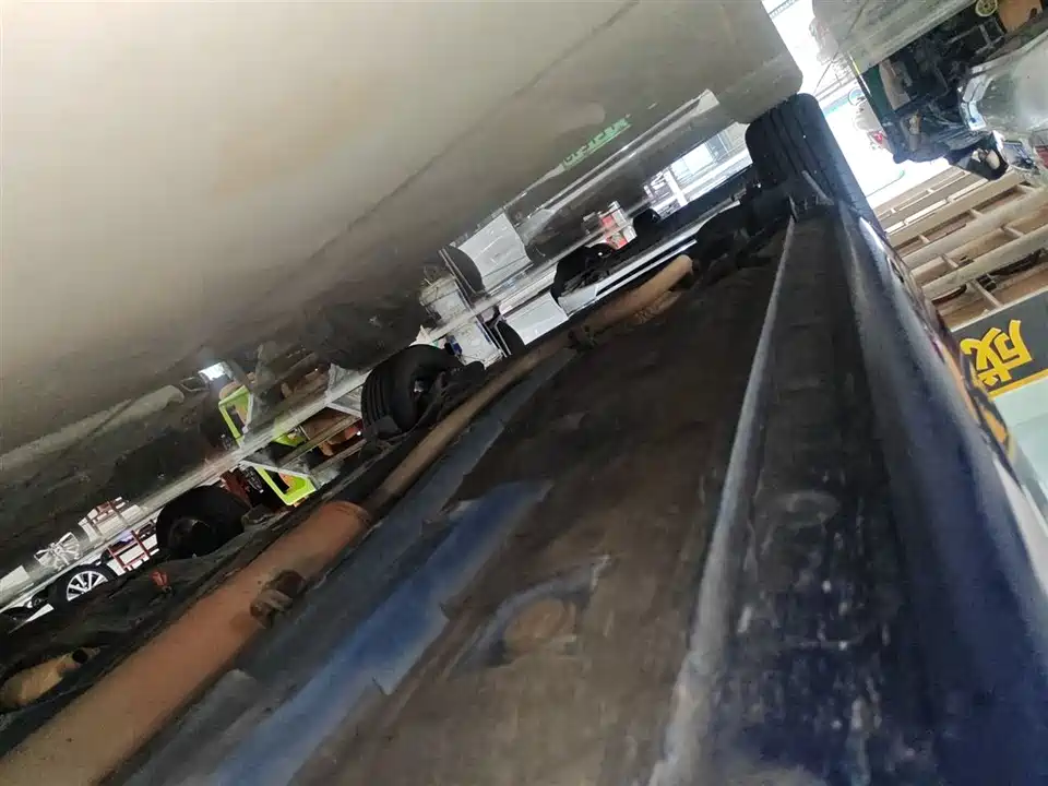 Toyota YARiS L to enjoy