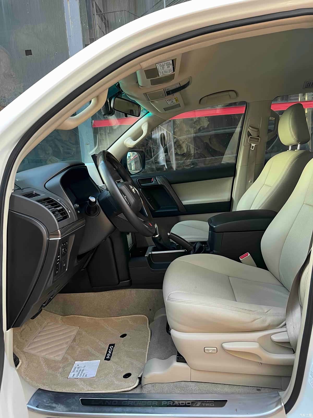 Toyota Prado, 2013 3